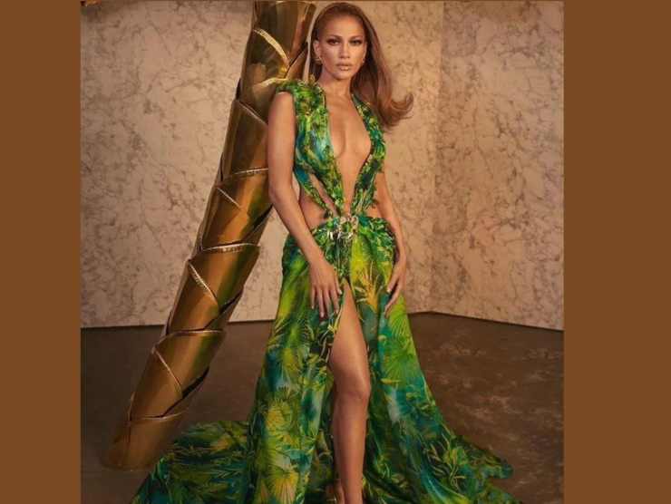 Jennifer Lopez ed il Jungle Dress creato da Donatella Versace